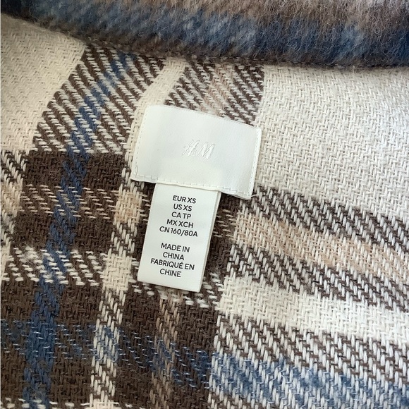 🤎 Plaid H&M Shacket 🤎 - Picture 11 of 11